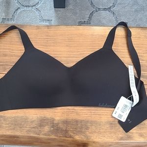 NWT Lululemon Hold True Bra